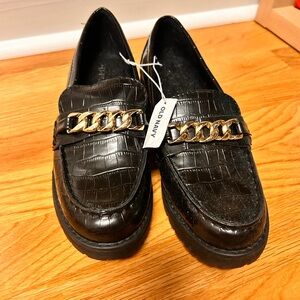 Old Navy Black Croc-Embossed Loafers with Gold Chain